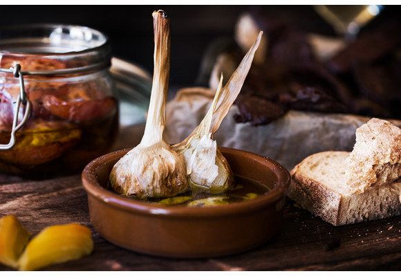 Pečený cesnak na  zvyškovom teple